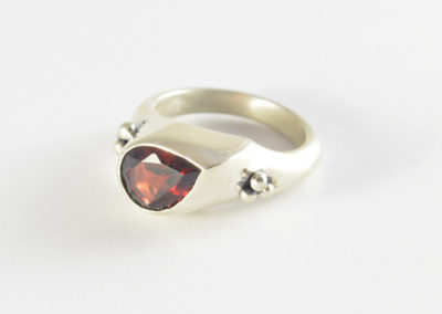 Unique sterling silver ring. Natural red garnet. Beautiful sparkly ring. Statement ring. Sculptural ring.