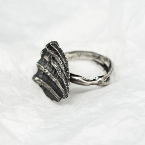 Shell Shaped Silver Ring R80